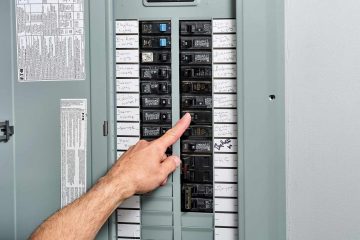 circuit-breakers-how-to-reset-a-circuit-breaker-1152756-hero-e69fdfecd2d64a06800fa0f77089c98f